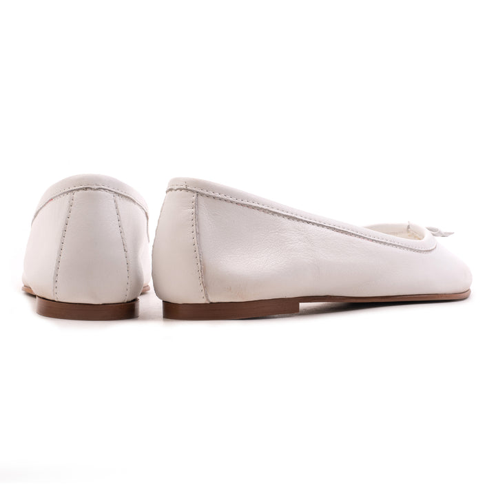 Alice, a fehér balerina