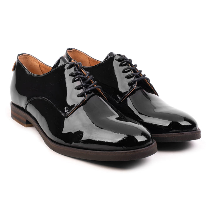 LIDIA OXFORT APL fekete bőr Patent sneaker