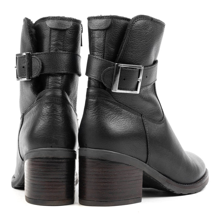ANNIE BIKER FUR fekete bőr sneaker