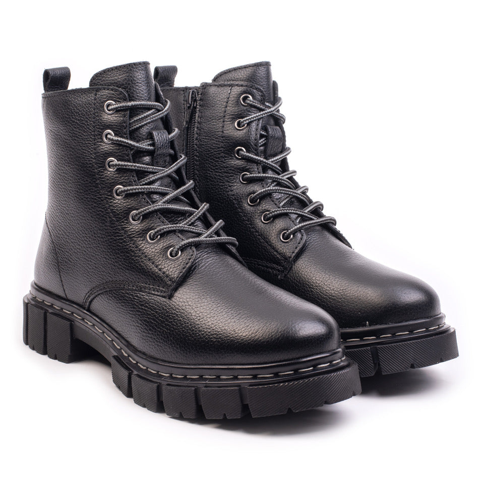 MAGIC LACE BOOT Női fekete bőr csizma