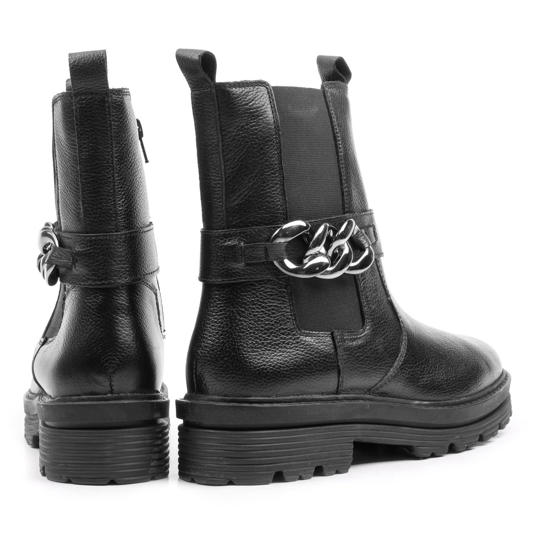Fekete Chelsea láncos csizma