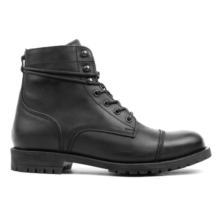 GORDON TOE CAP BOOT fekete Waxy bőr csizma