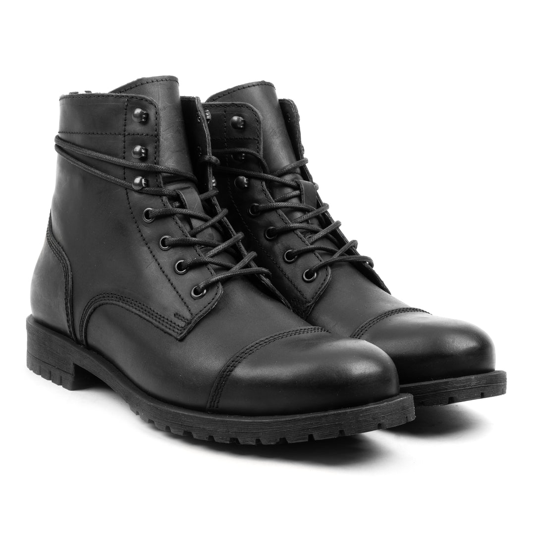 GORDON TOE CAP BOOT fekete Waxy bőr csizma