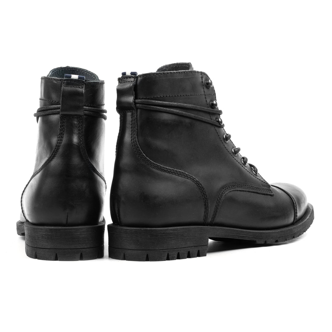 GORDON TOE CAP BOOT fekete Waxy bőr csizma