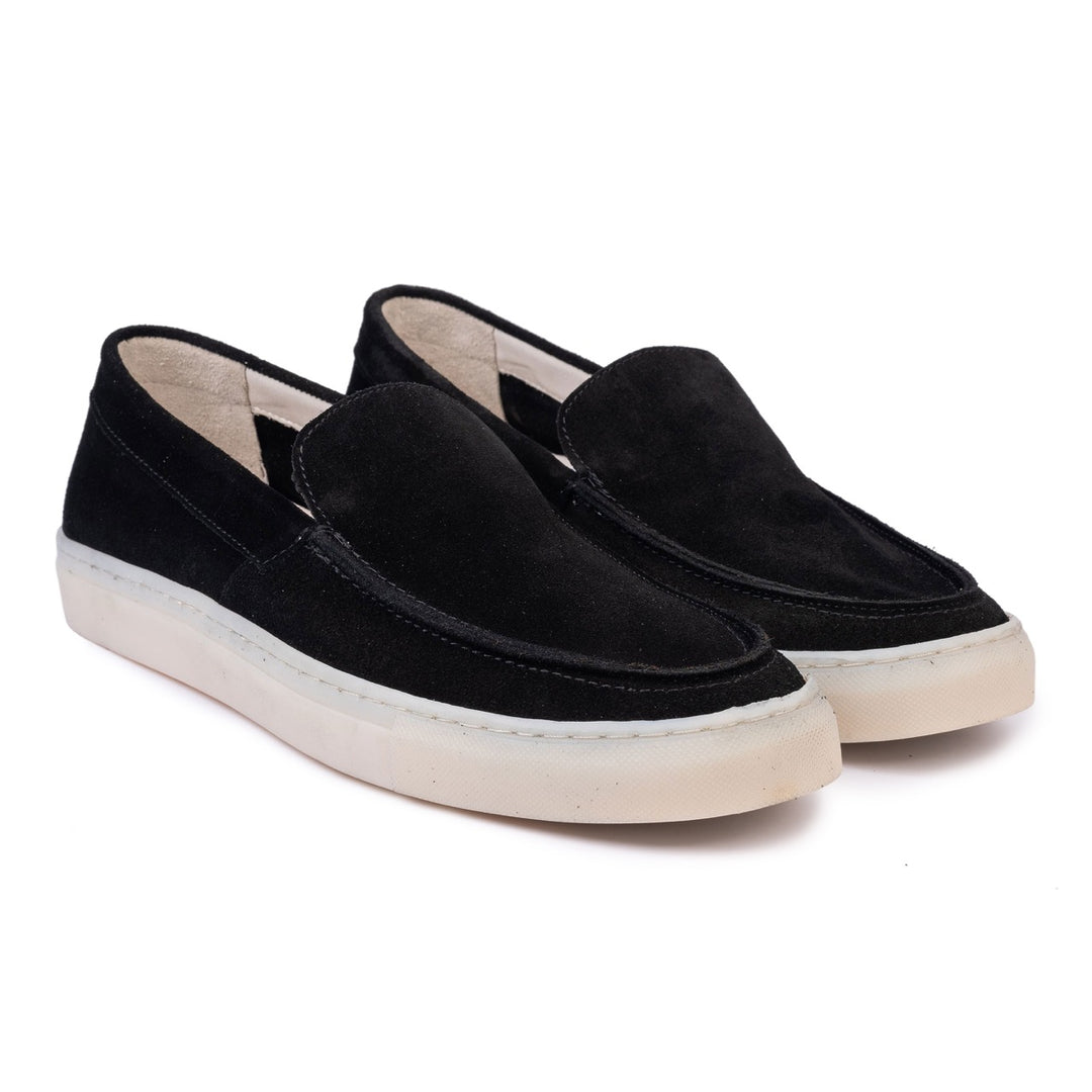 Fekete Avrid mokaszin