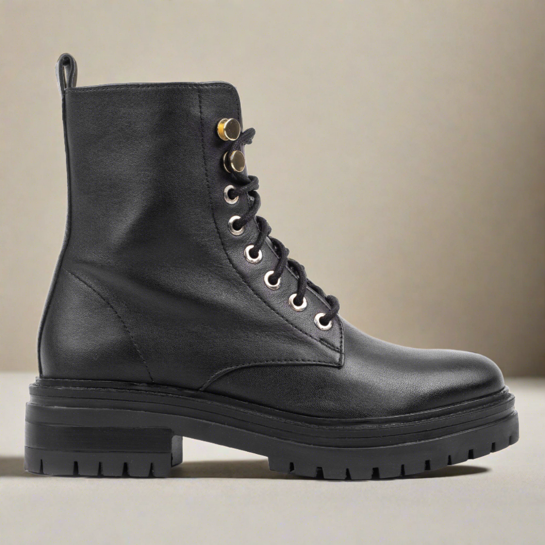 BIKER LACE UP BOOT fekete bőr csizma