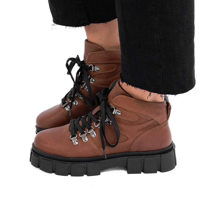 BORAGE BOOT Tan bőr csizma