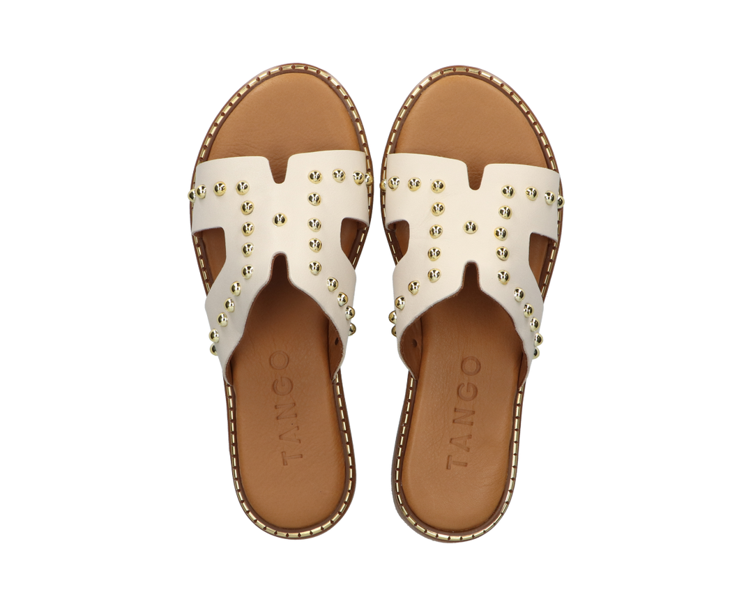 Audrey papucs szegecsek fehér