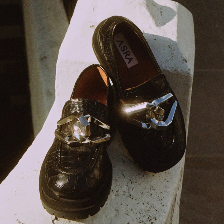 BAZAR SHOES fekete bőr