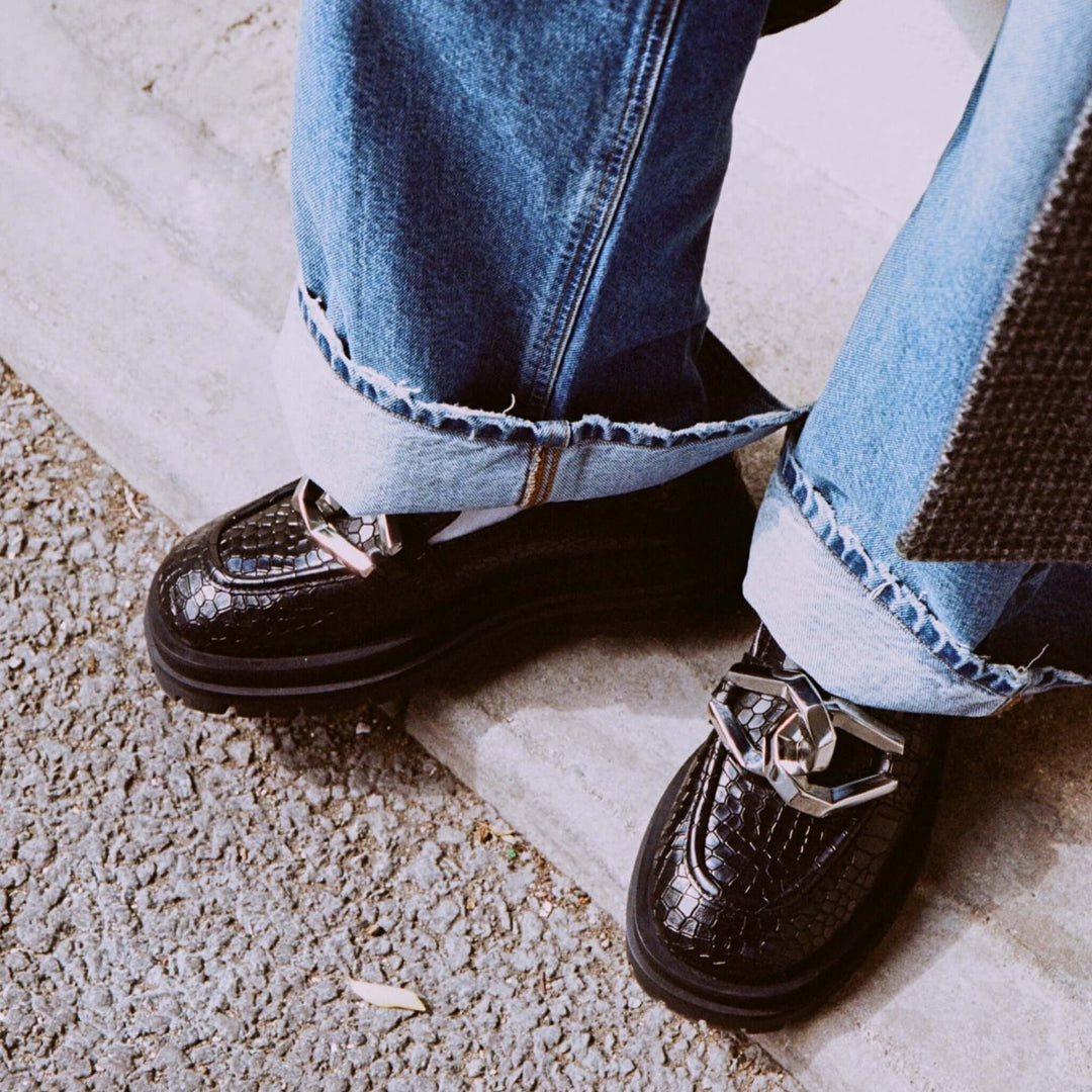 BAZAR SHOES fekete bőr