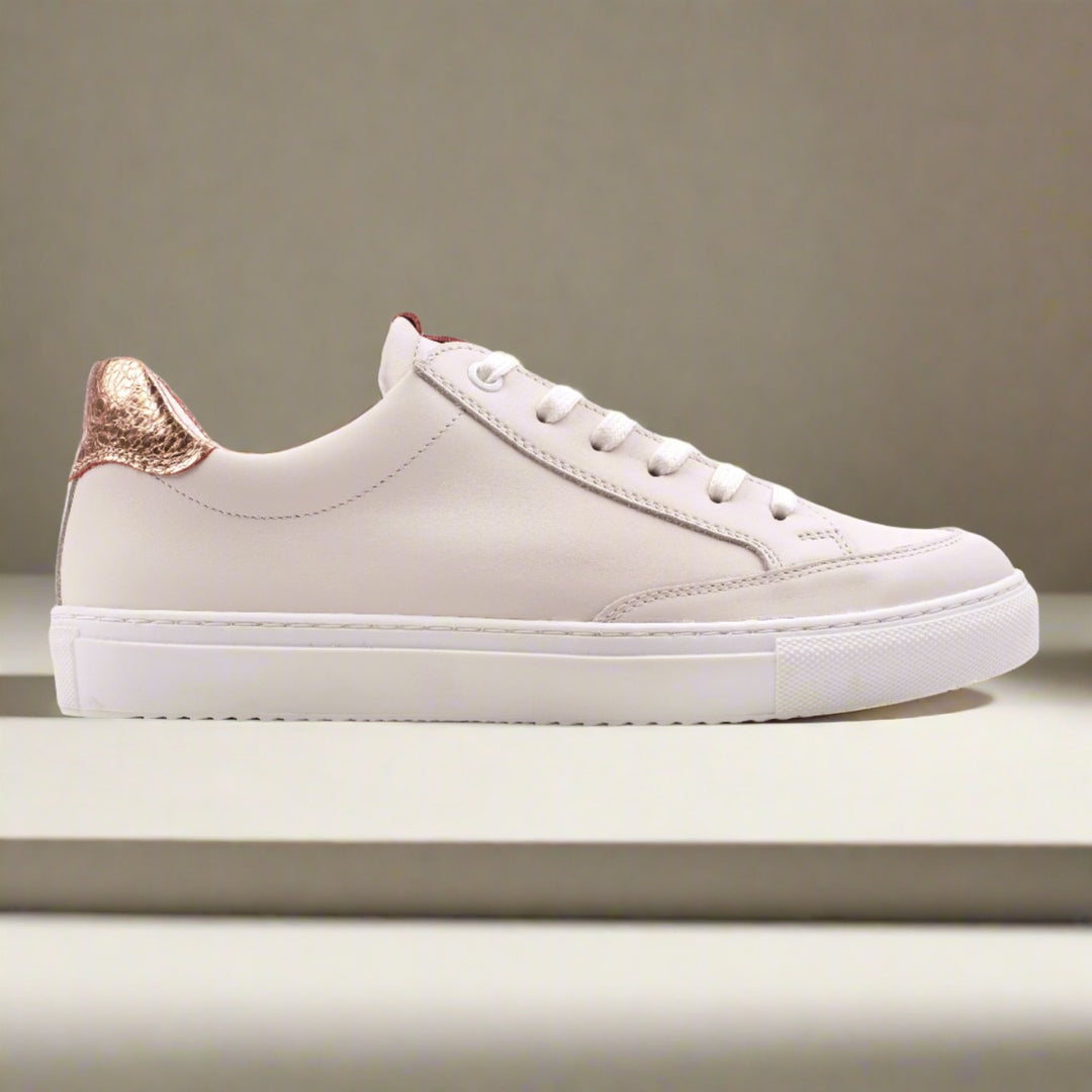 Alfa Retro bézs sneaker