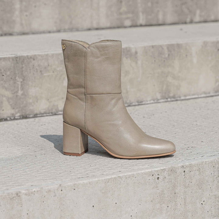 PERLA BOOT Taupe Bőr