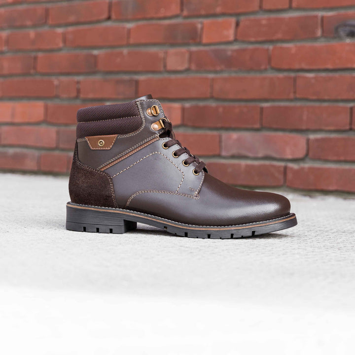 Lucas csipkés barna csizma