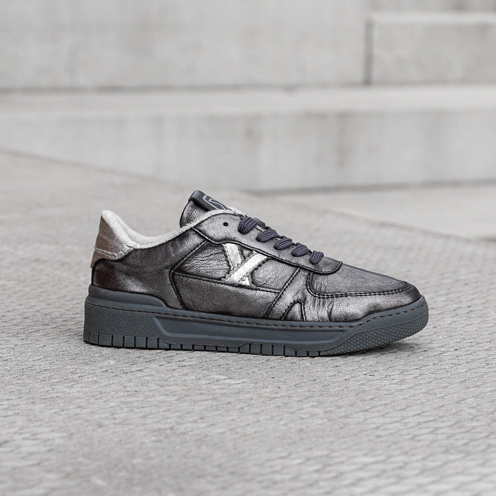 VIOLETTA SNEAKER Ón metál bőr