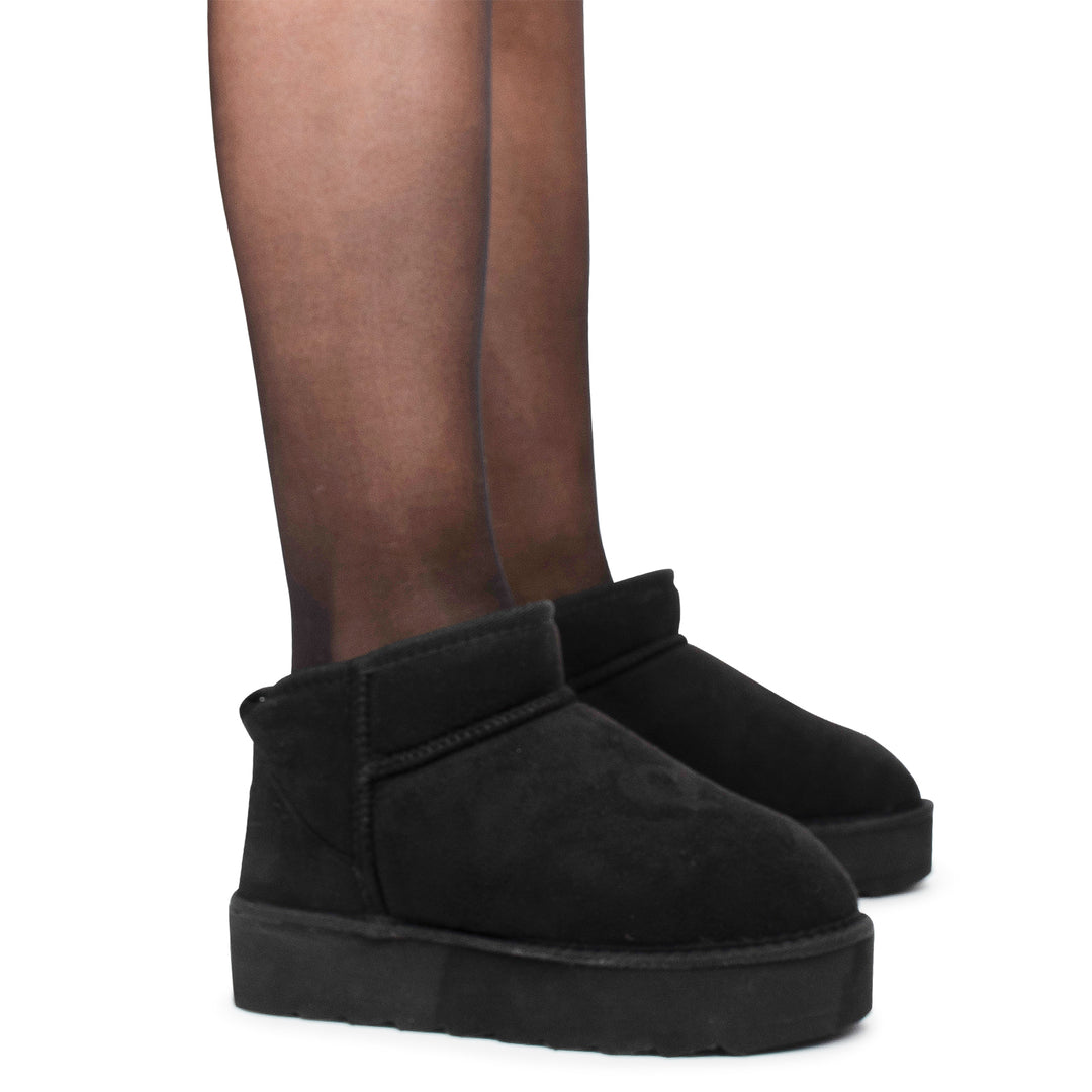 Ella alacsony bokacsizma fekete