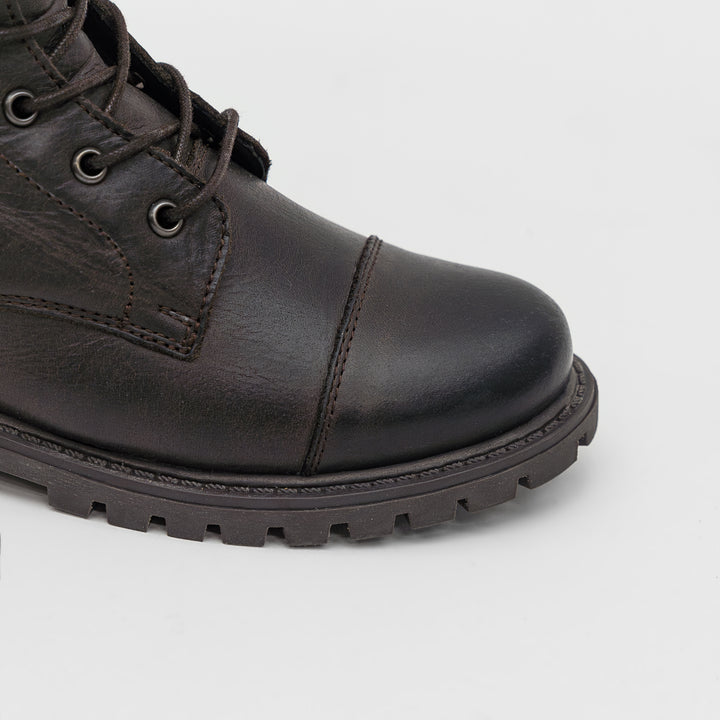 DART MAGASSZÁRÚ CSIZMA Sötétbarna Bőr