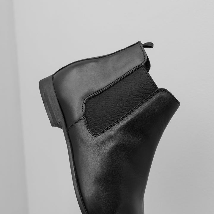 Fekete Chelsea fűző