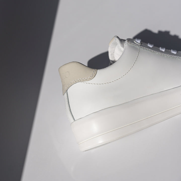 JENNER RETRO fehér bőr sneaker