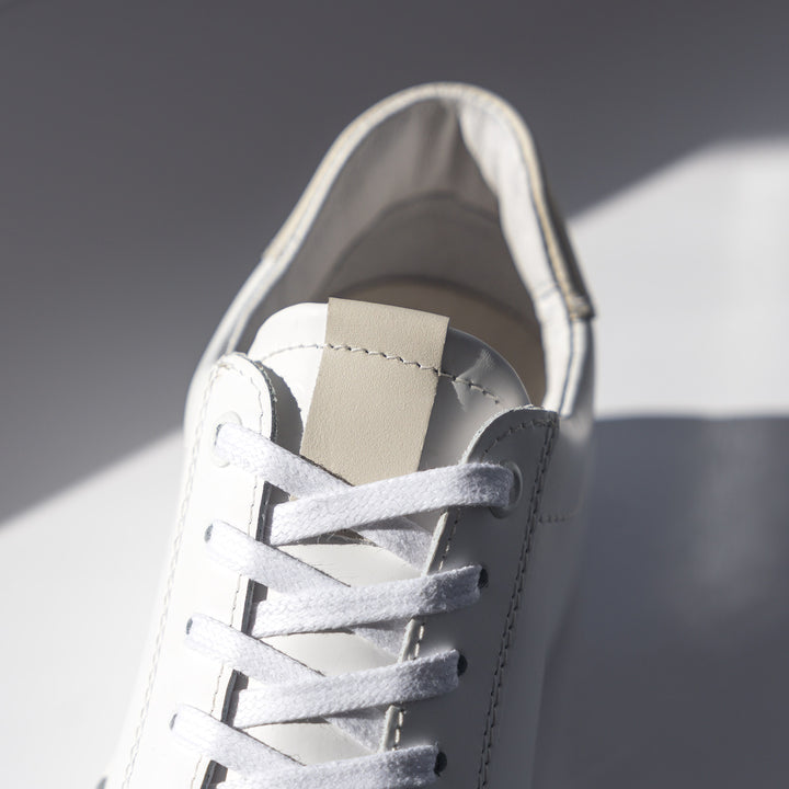 JENNER RETRO fehér bőr sneaker