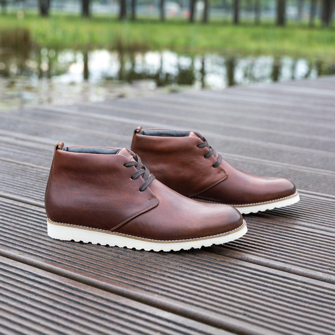 Raval Chukka Chesnut sneaker