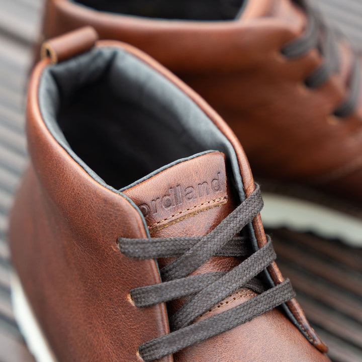 Raval Chukka Chesnut sneaker