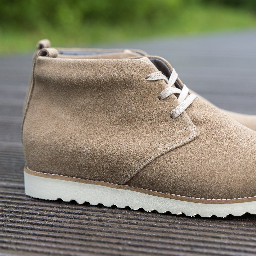Raval Chukka bézs sneaker