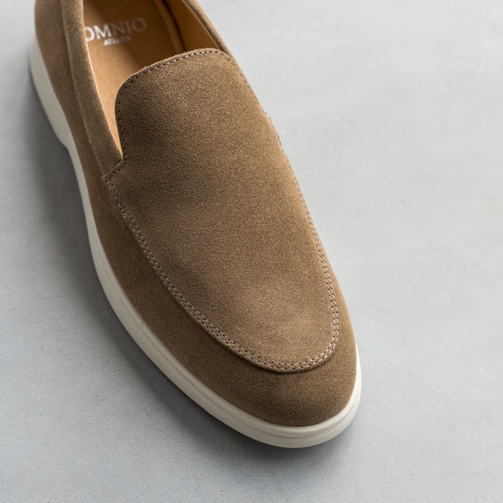 ACE LOAFER Maroliv Velúr