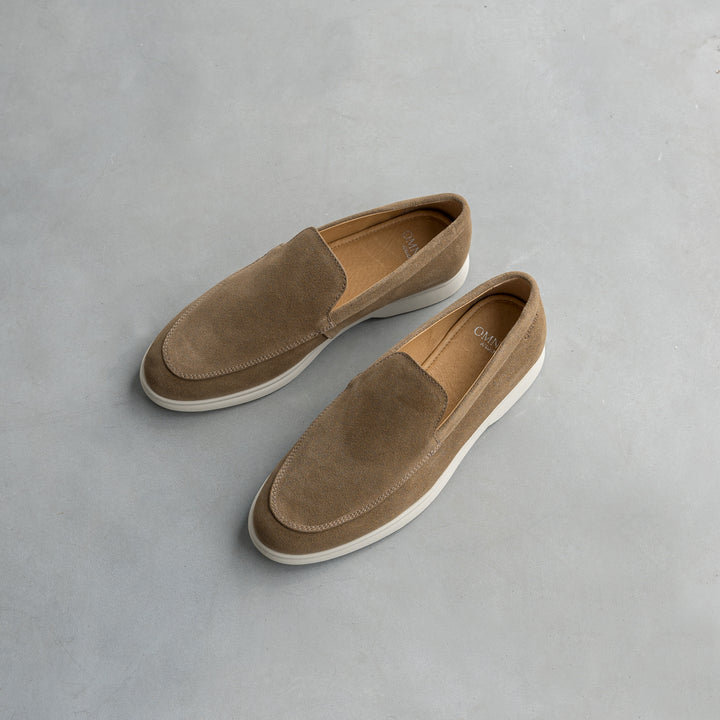 ACE LOAFER Maroliv Velúr