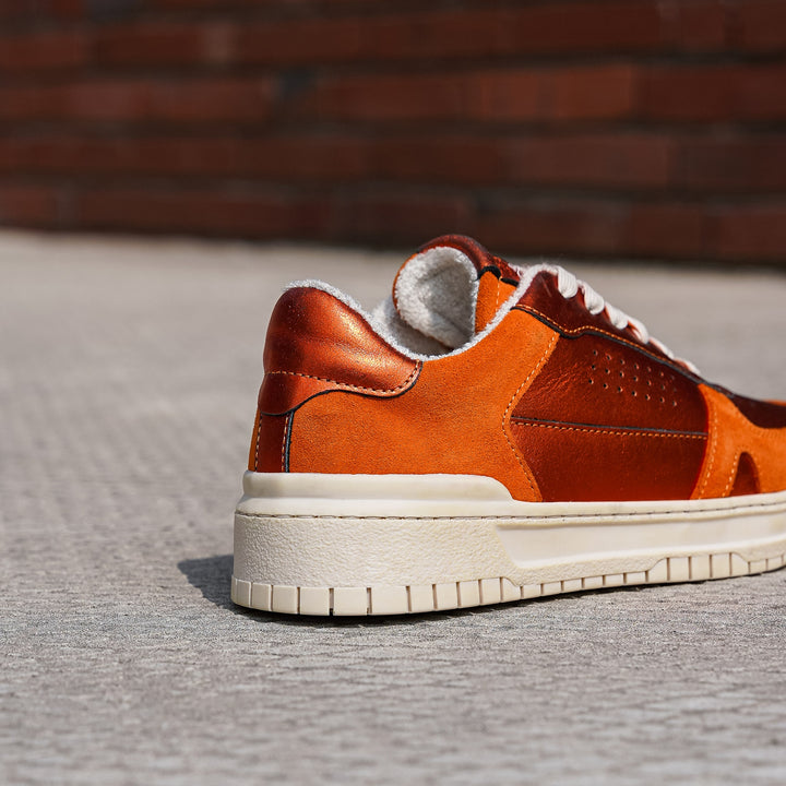 VIOLETTA SNEAKER narancssárga metálbőr velúr