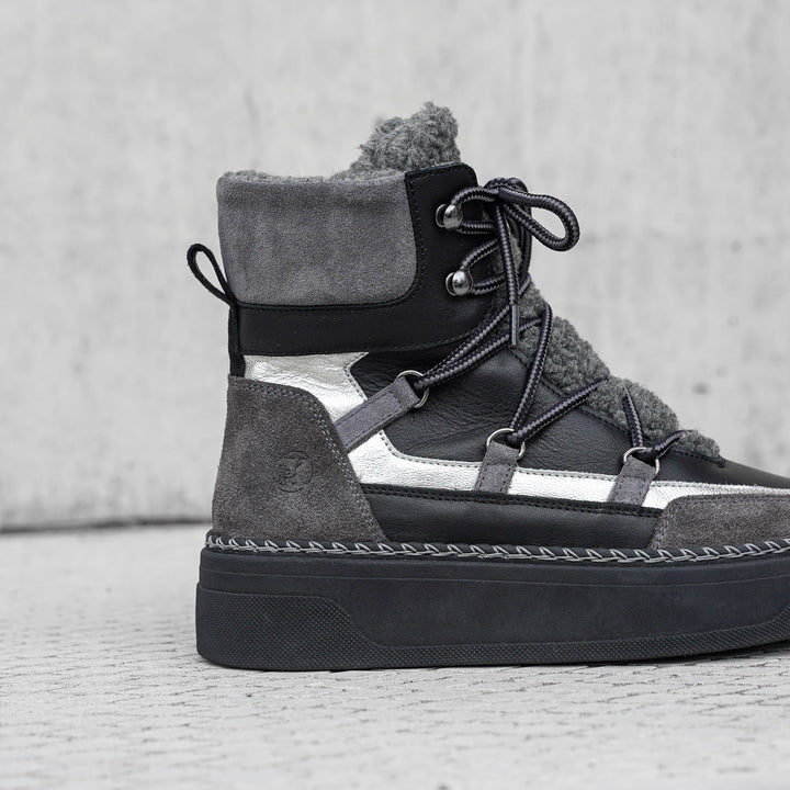 NIN SPORT BOOT fekete bőr