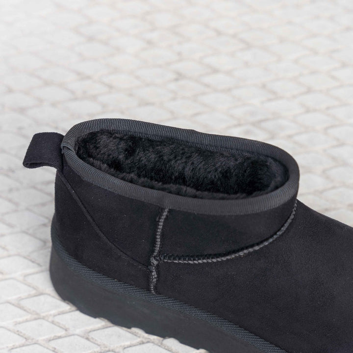 Isla fekete rövid csizma