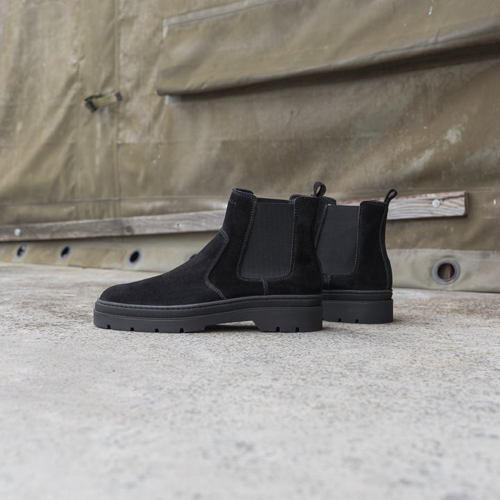 ELON CHELSEA fekete Suede