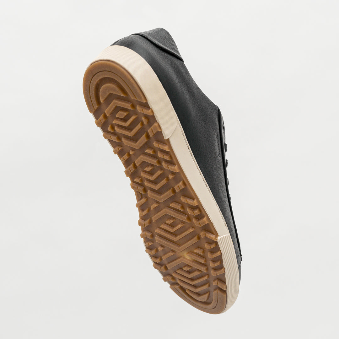 BELGRADO BASE LOW fekete mart bőr sneaker