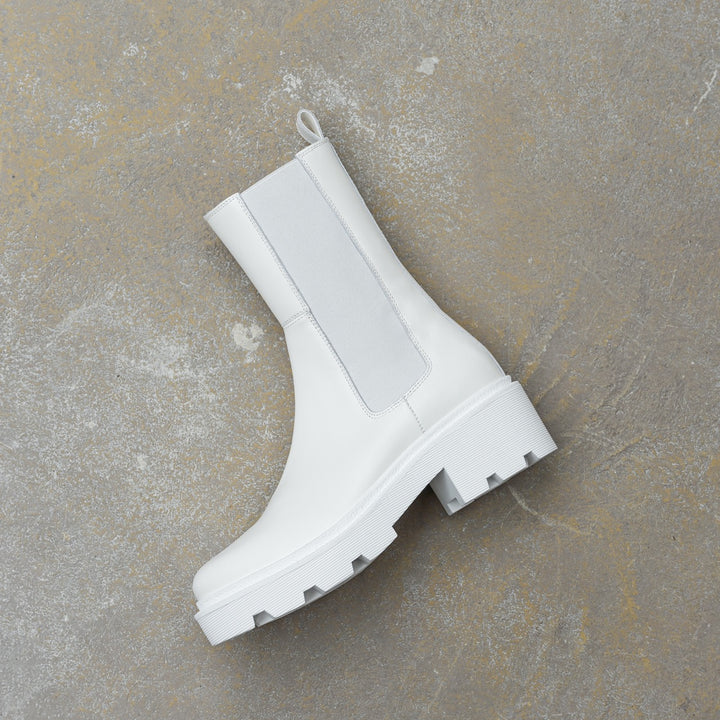 Sobra high chelsea fehér