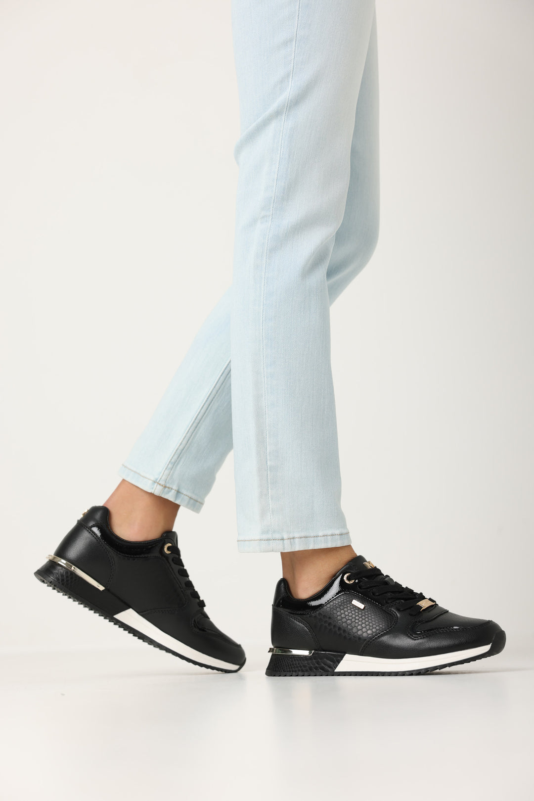 FLEUR SNEAKER Fekete