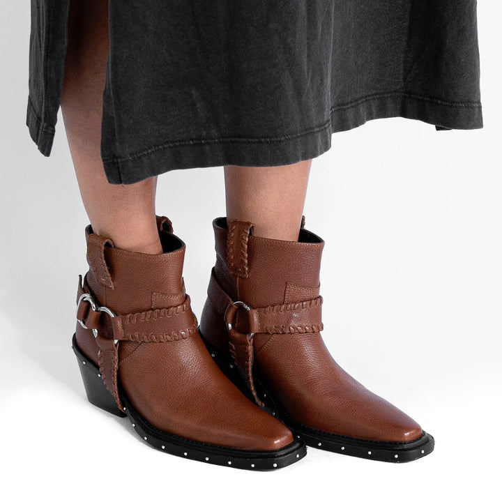 MINT BOOT bőrcsizma