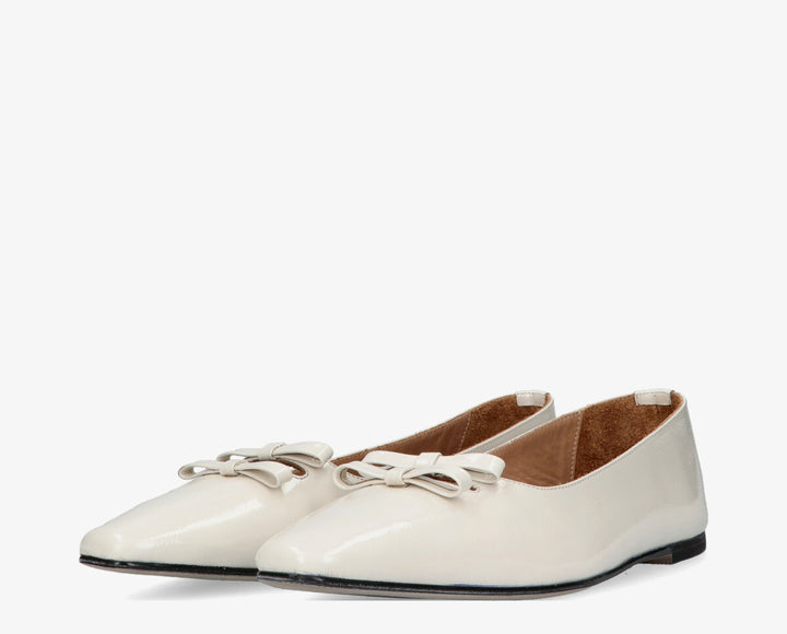 Rea csontszín masni