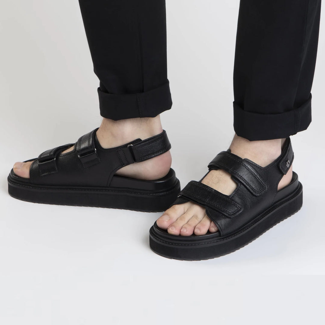 SOBA SANDAL fekete bőr szandál