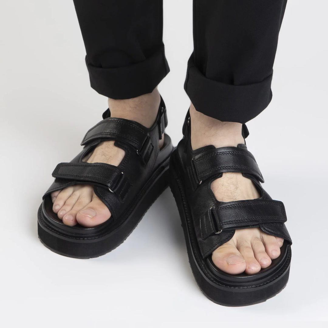 SOBA SANDAL fekete bőr szandál