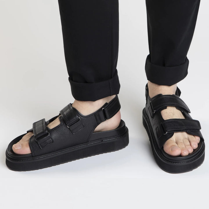 SOBA SANDAL fekete bőr szandál