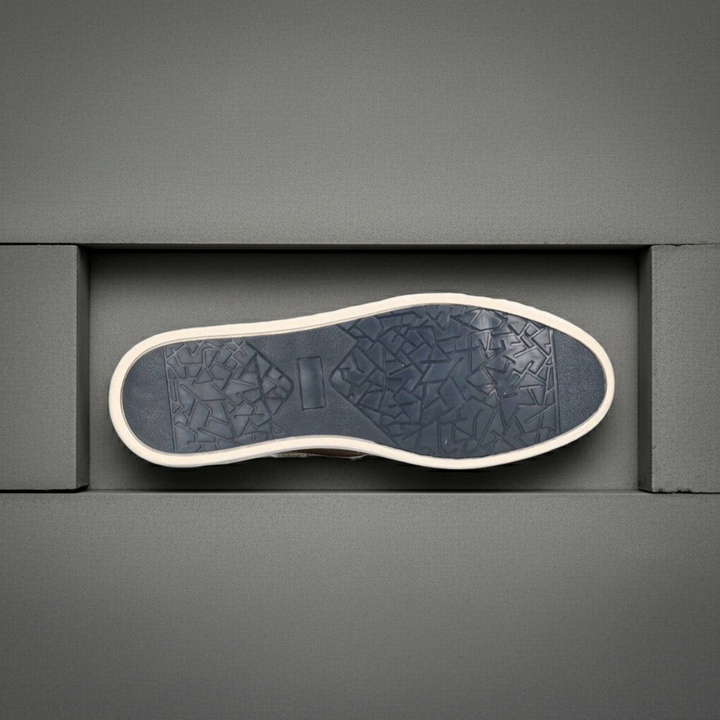 Philos barna tornacipő