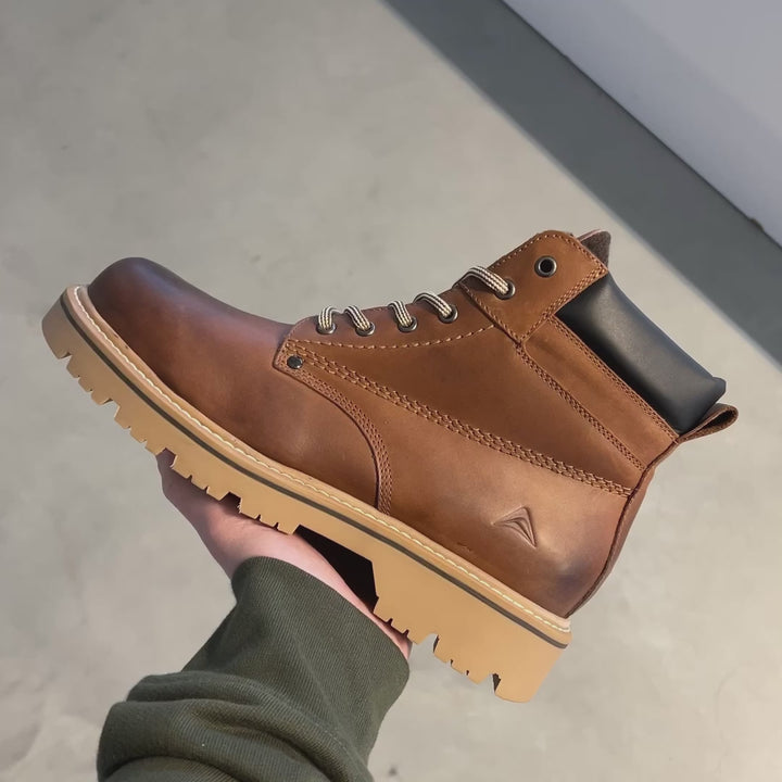 NEW THUNDER BOOT Tan bőr csizma