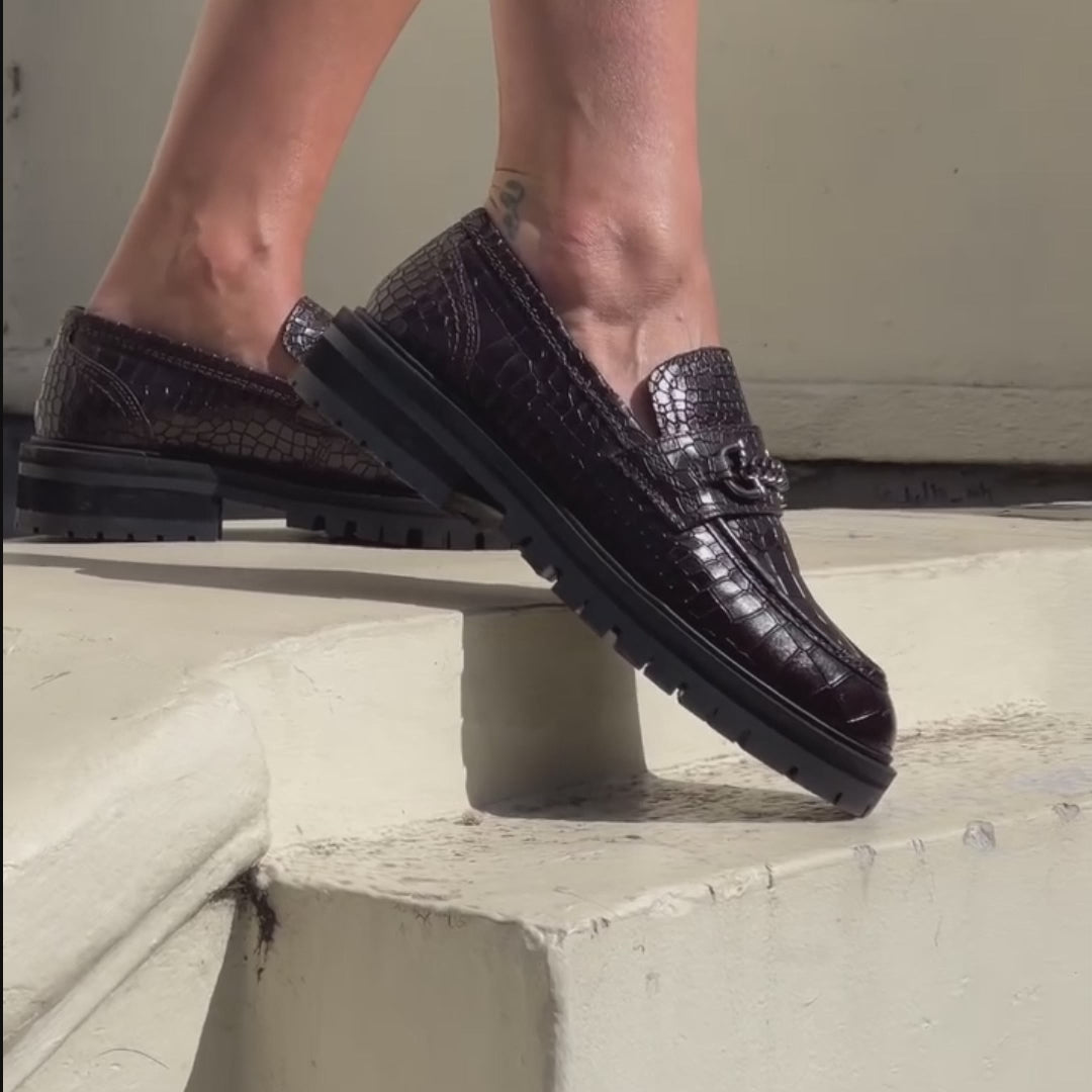 FRANCIE LOAFER Mocha Embossed
