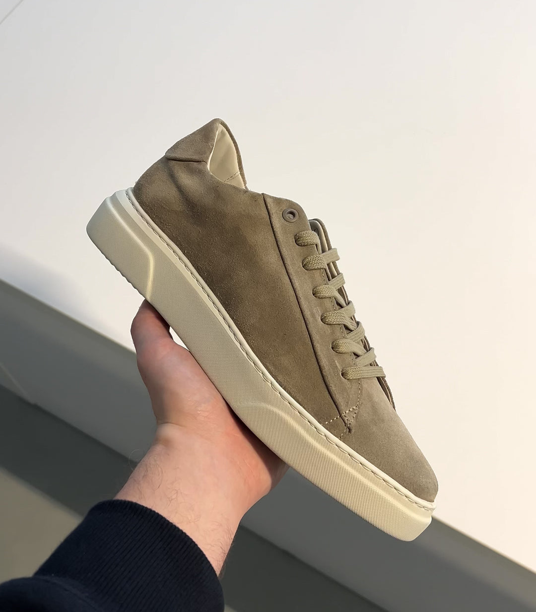 KEA BASE taupe Suede sneaker