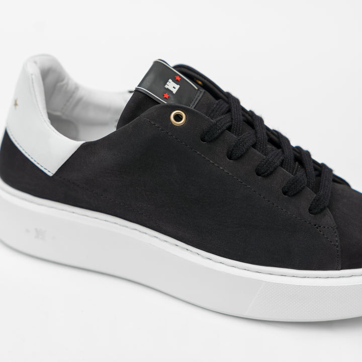 NŐI SNEAKER Fekete/fehér bőr