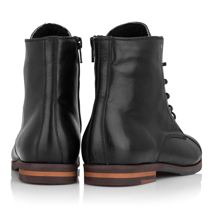 LIDIA BOOT fekete sima bőr csizma