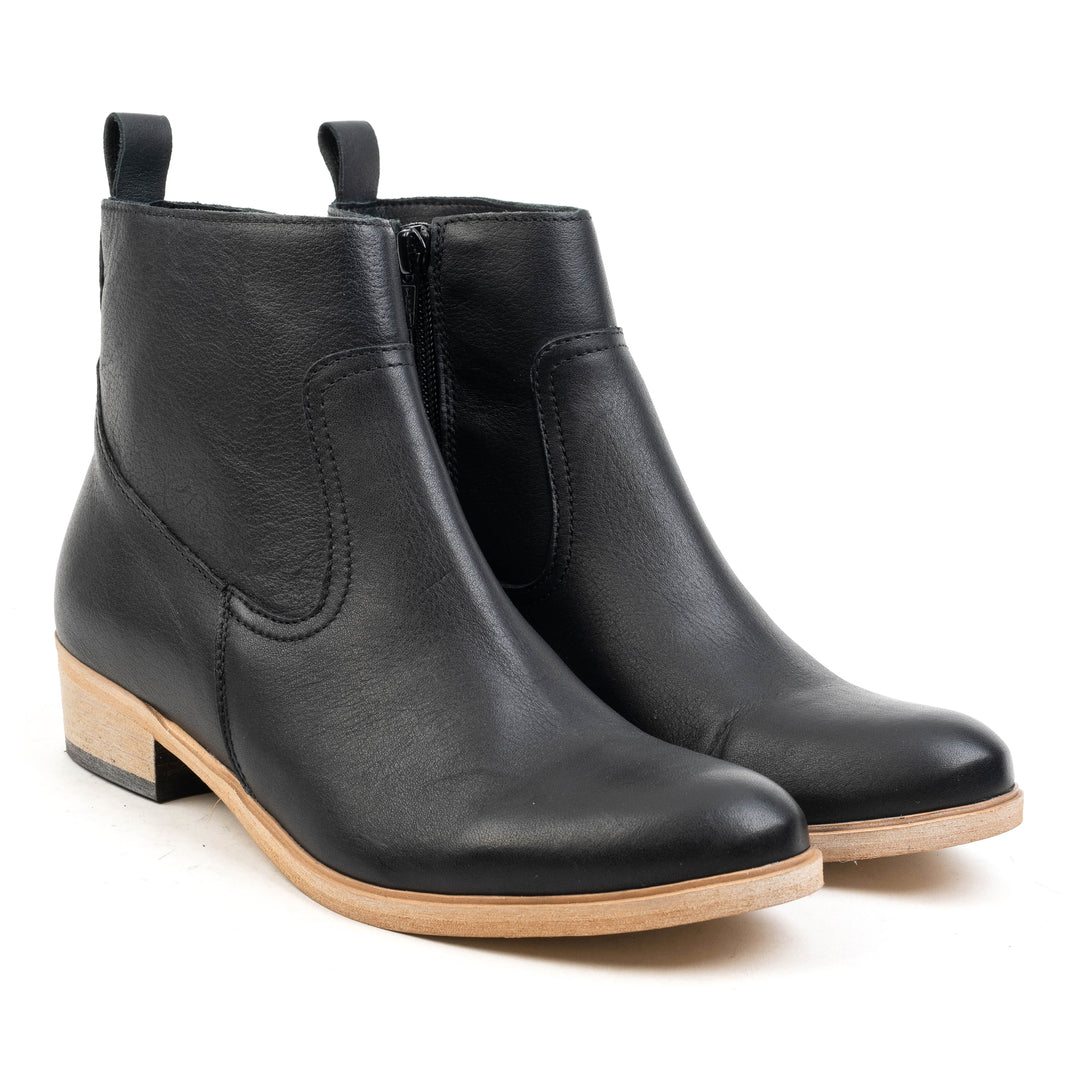 RICCIA ANKLE BOOT fekete bőr csizma