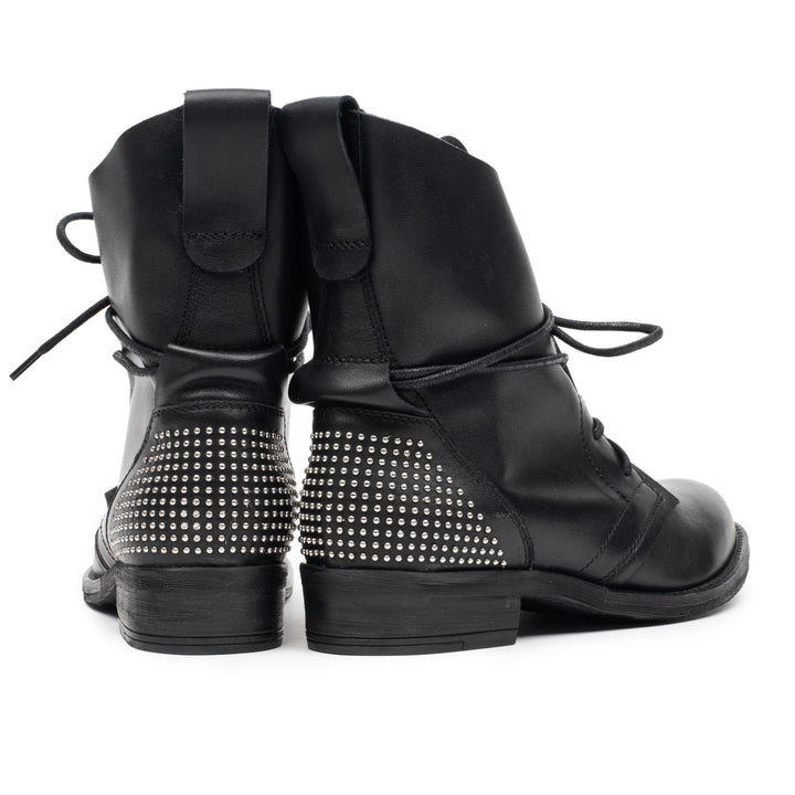 ÚJ LEVA 2 KÖRBEFUTÓ FŰZŐ DÍSZÍTÉS Fekete Bőr