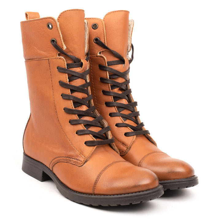 SARAH ECO LACE BOOT konyak színű mart bőr csizma