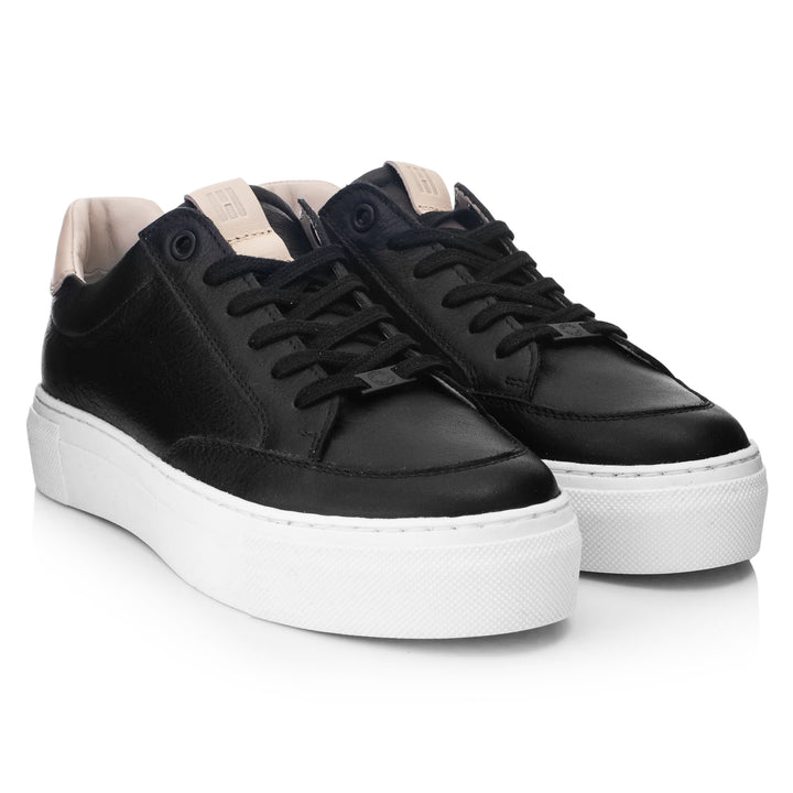 CAYENNE RETRO LOW fekete bőr sneaker